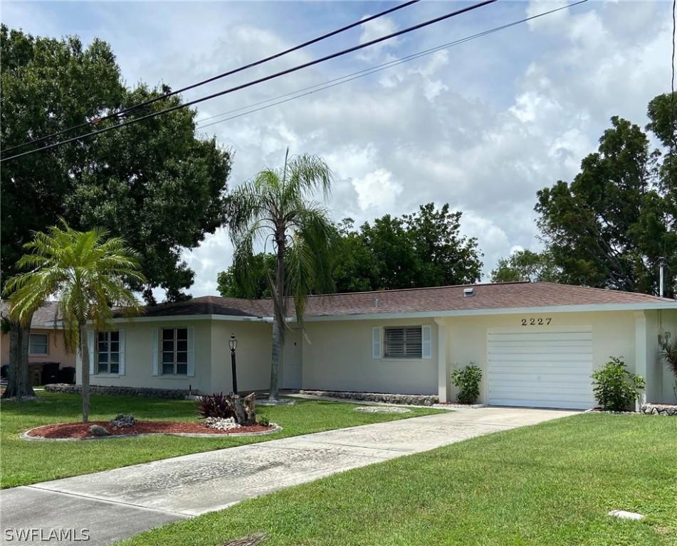 2227 Everest Pkwy., Cape Coral, FL 33904
