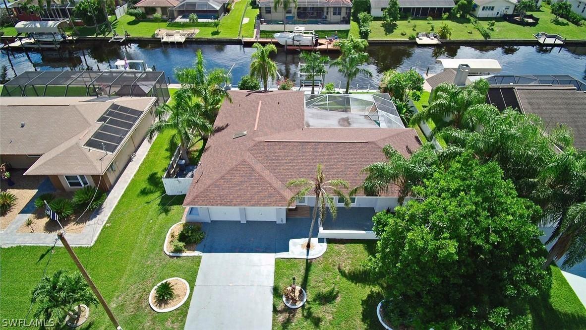 2633 SE 19th Pl., Cape Coral, FL 33904