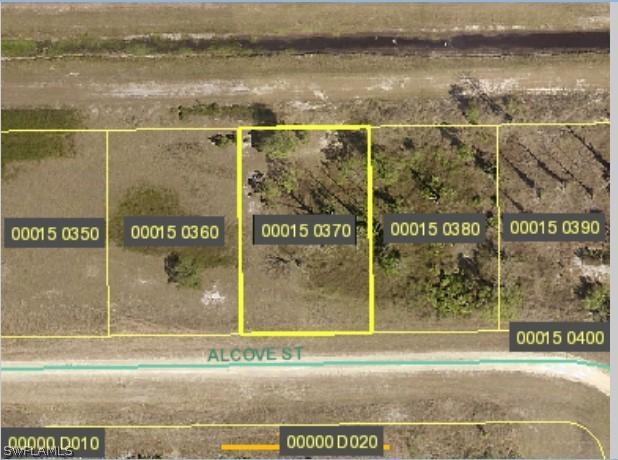 1027 Alcove St., Lehigh Acres, FL 33974