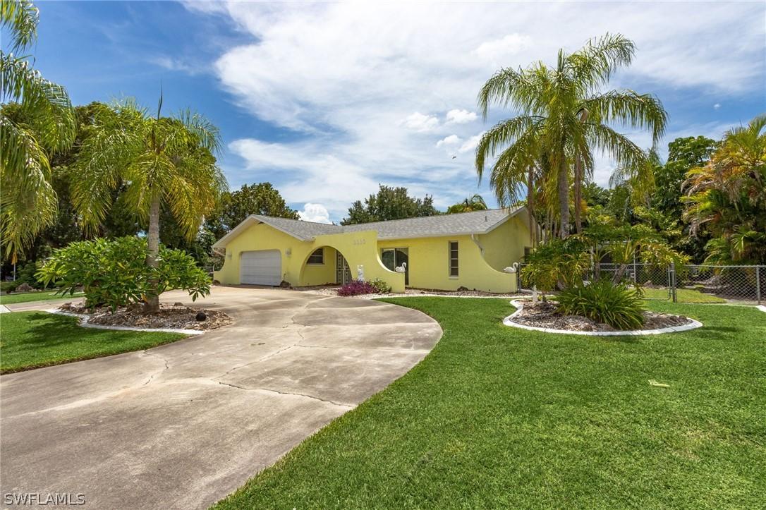 3330 Country Club Blvd., Cape Coral, FL 33904