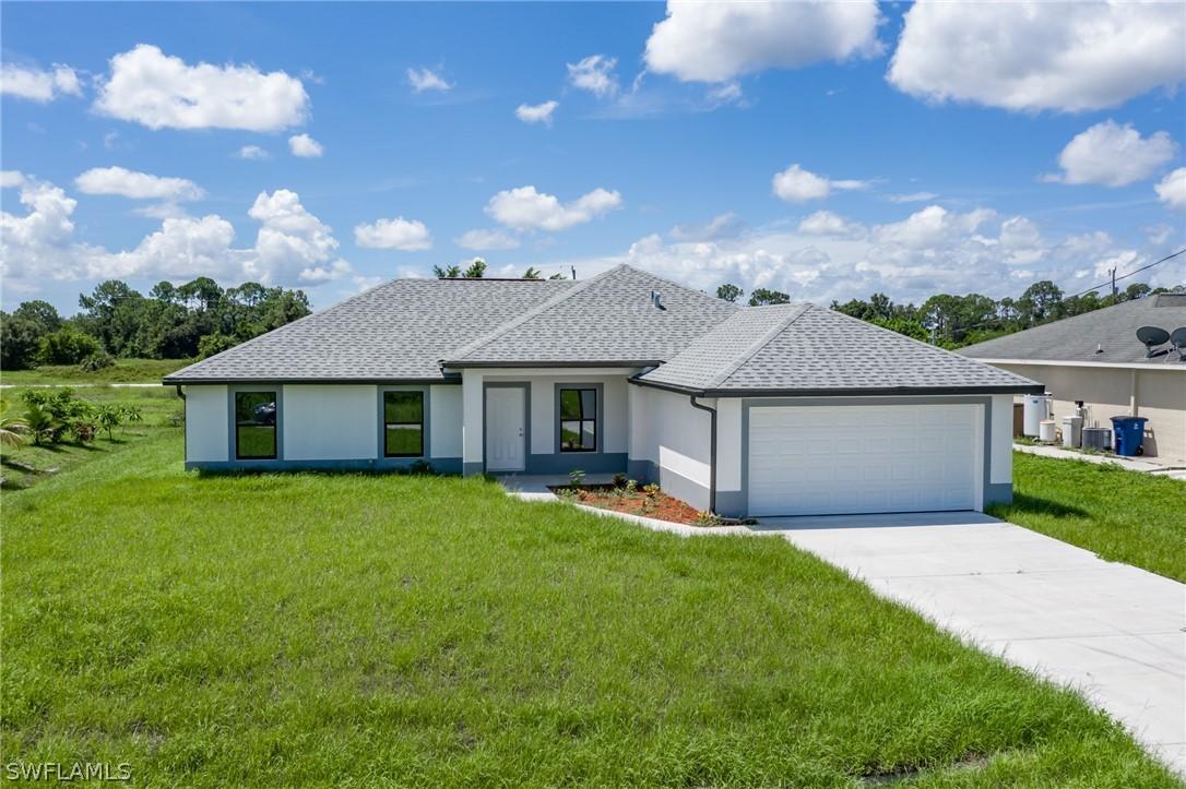 474 Rayford St., Lehigh Acres, FL 33974