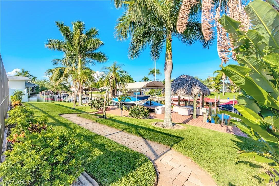 3118 SE 18th Pl., Cape Coral, FL 33904