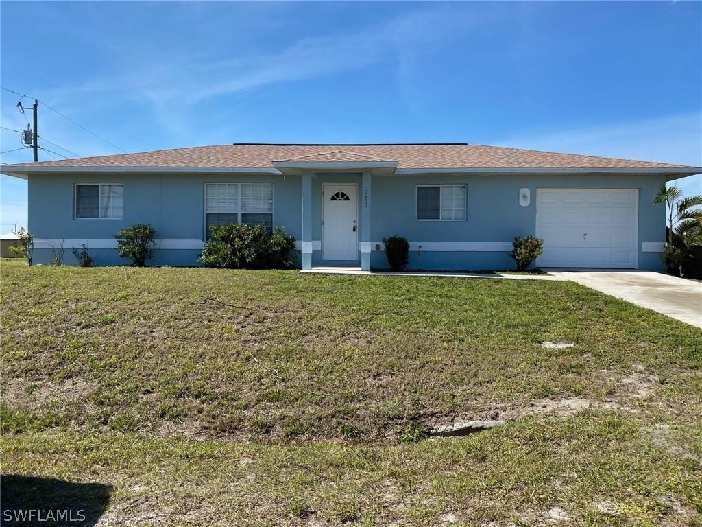 701 Ruth Ave., Lehigh Acres, FL 33971
