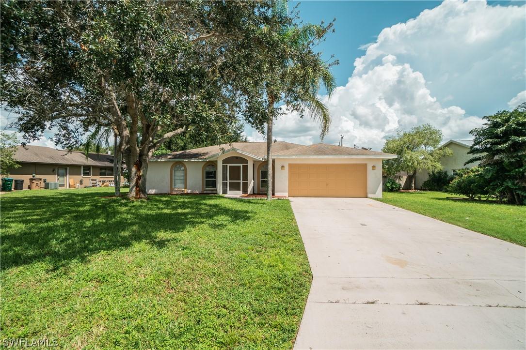 3527 SE 3rd Ave., Cape Coral, FL 33904