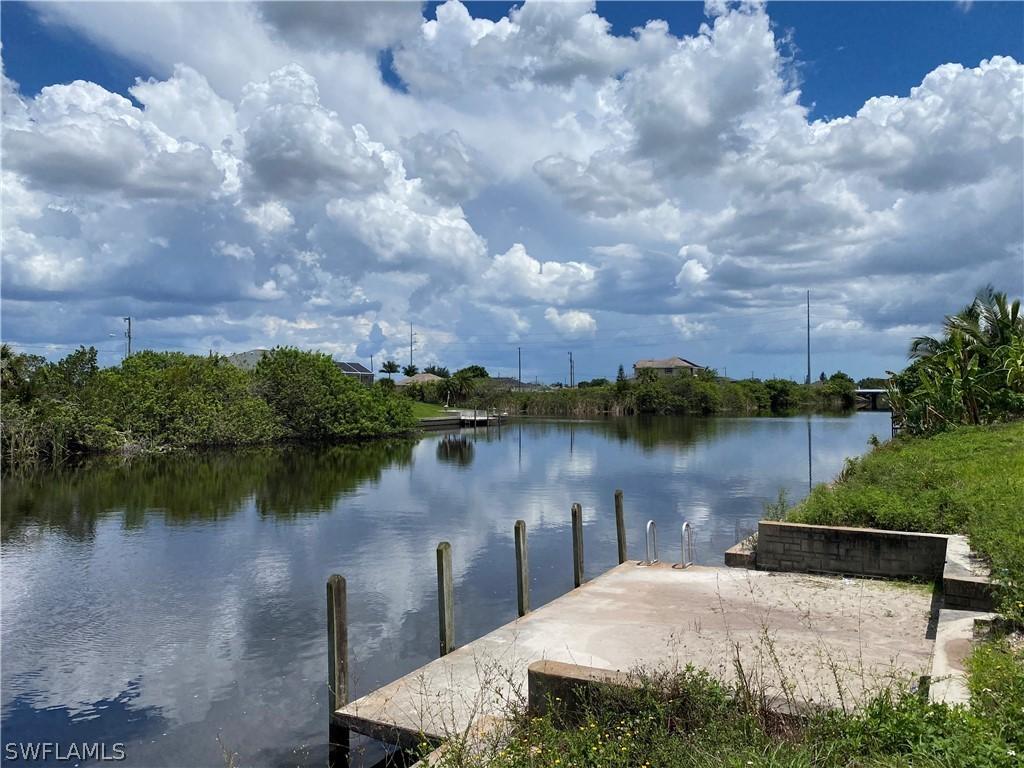 909 NW 3rd Pl., Cape Coral, FL 33993