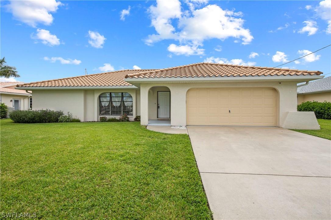 3118 SE 19th Pl., Cape Coral, FL 33904