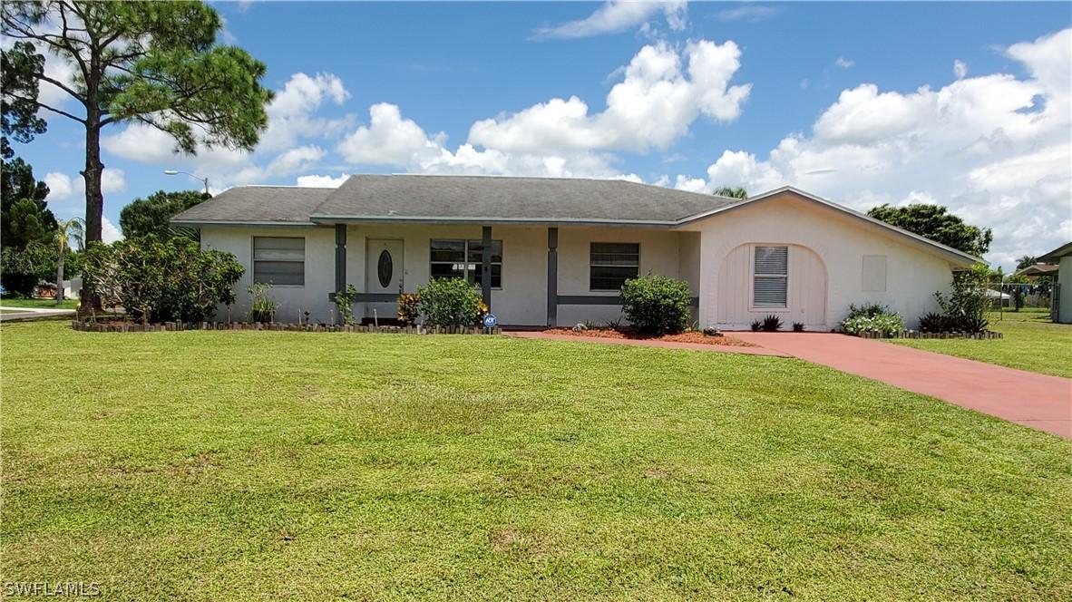 1540 Medford Pl., Lehigh Acres, FL 33936