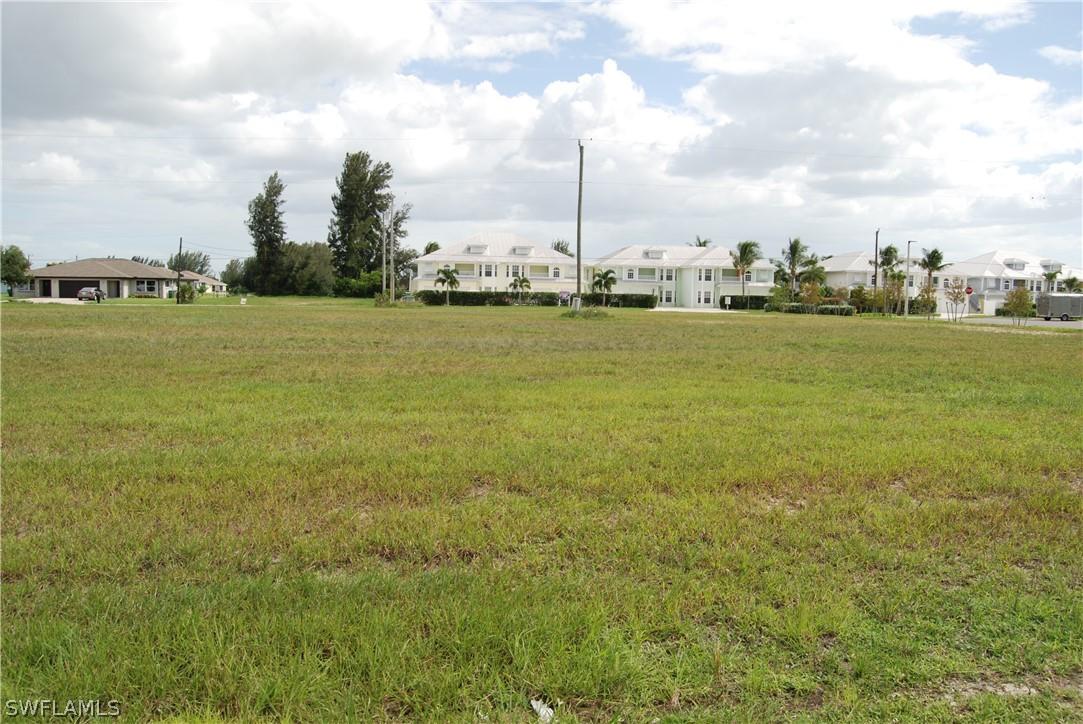 314 SW 2nd Ter., Cape Coral, FL 33991