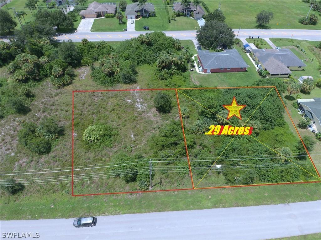 706 Thomas Sherwin Ave., Lehigh Acres, FL 33974