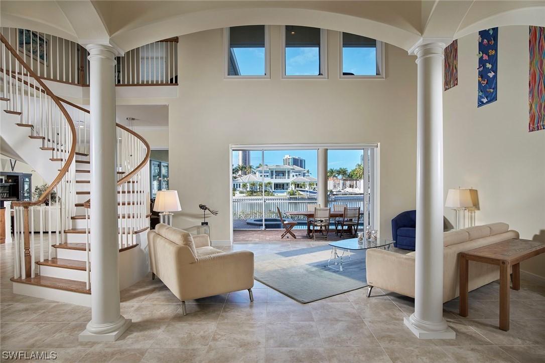 4419 Crayton Rd., Naples, FL 34103