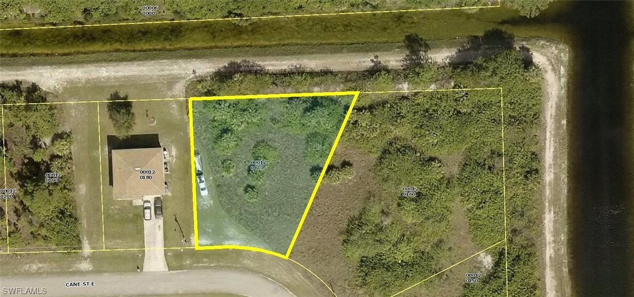 651 Cane St., Lehigh Acres, FL 33974