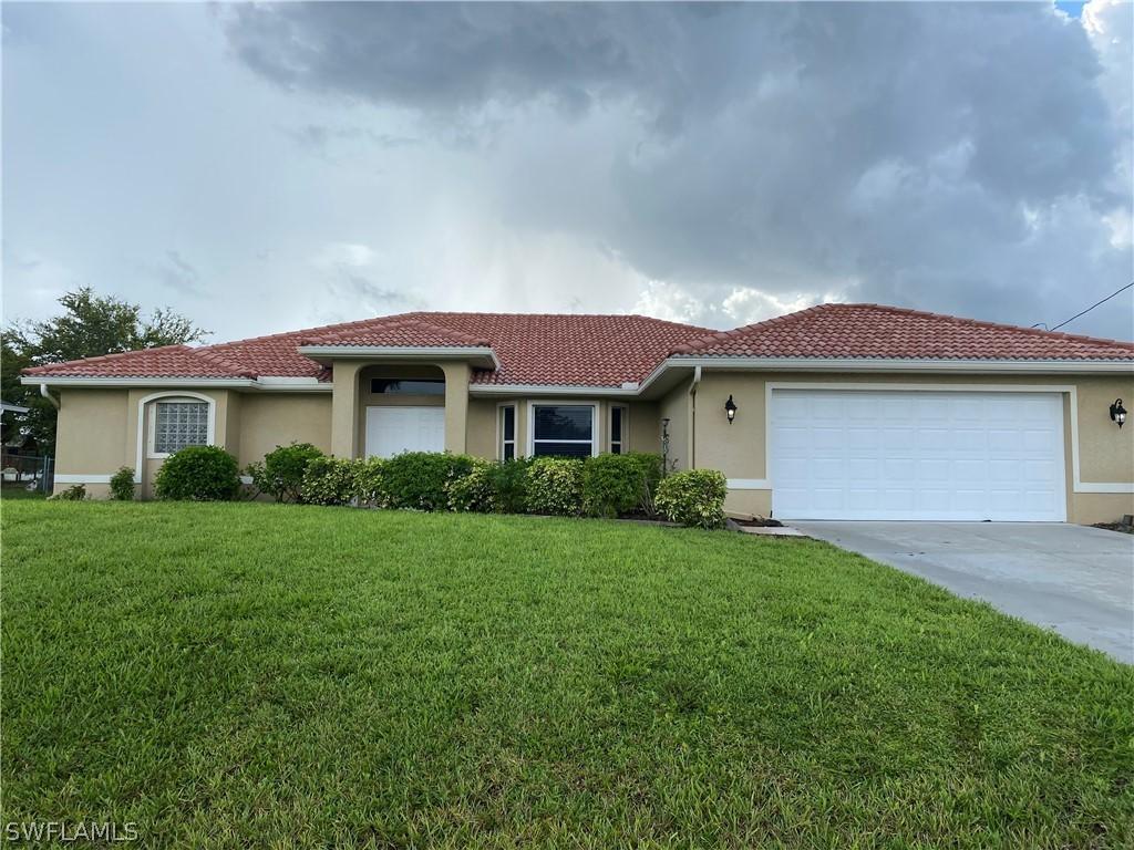 1225 NE 1st Pl., Cape Coral, FL 33909
