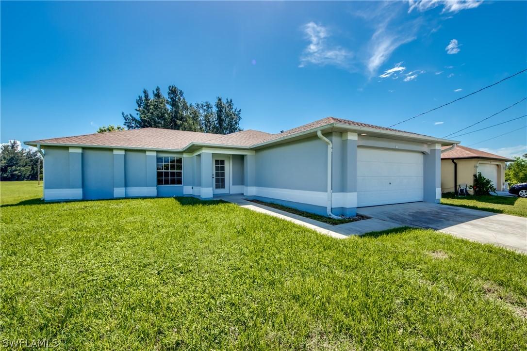 37 SW 21st Pl., Cape Coral, FL 33991