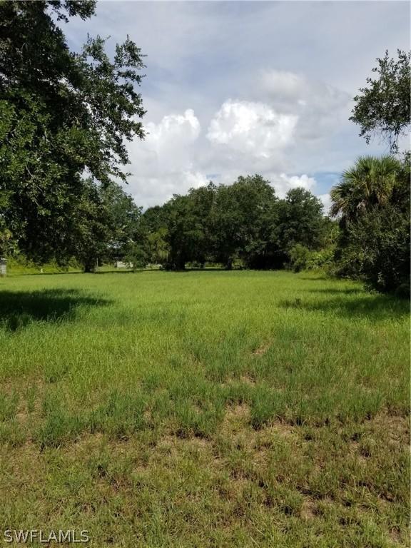 416 Henry Ave., Lehigh Acres, FL 33972