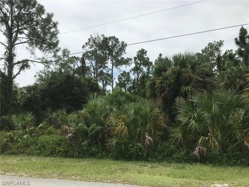 8th Ave., Naples, FL 34120