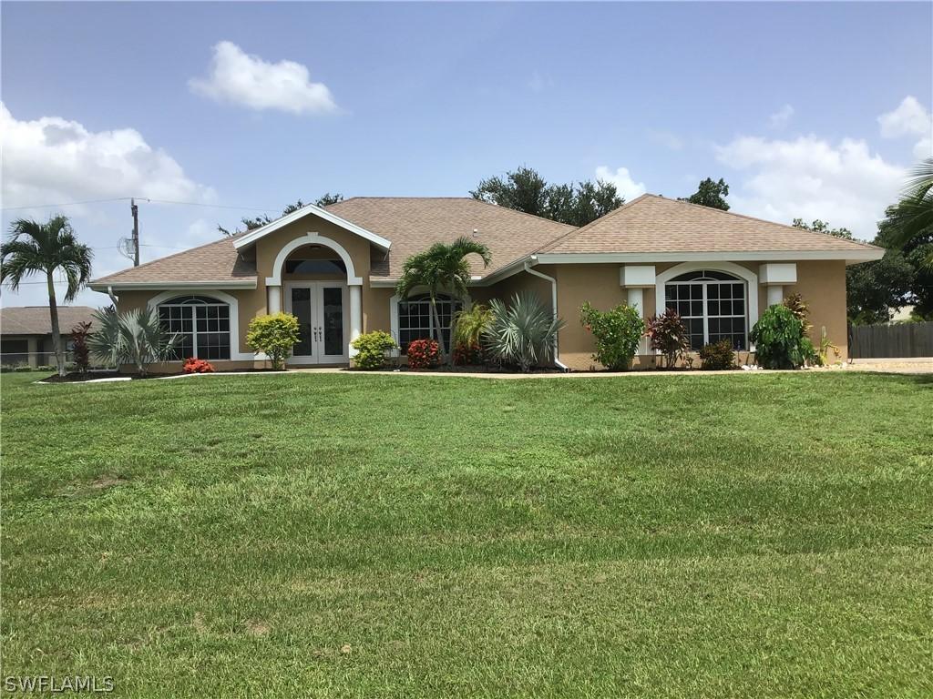 827 SW 17th St., Cape Coral, FL 33991