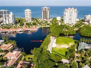 Seagate Dr., Naples, FL 34103