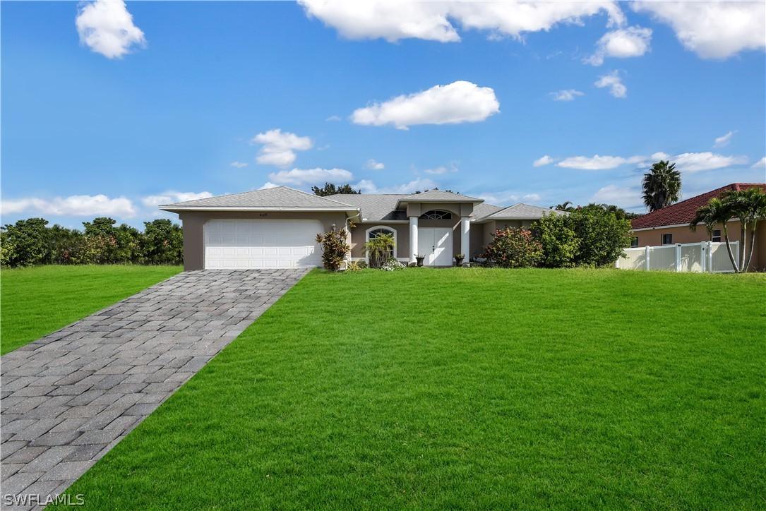 4129 Jacaranda Pkwy., Cape Coral, FL 33993