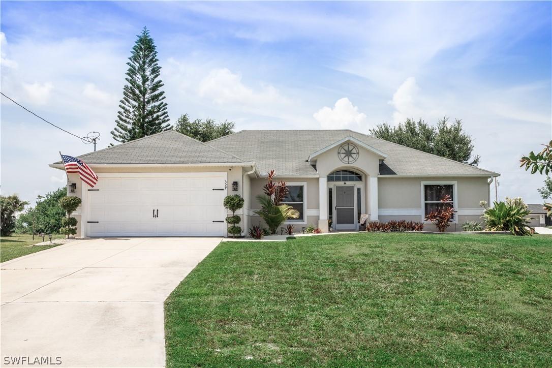 327 NW 20th Ter., Cape Coral, FL 33993
