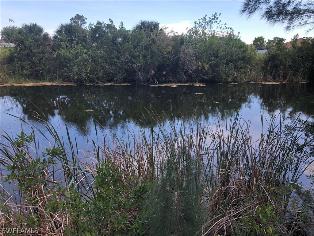 300 NE 31st Ter., Cape Coral, FL 33909