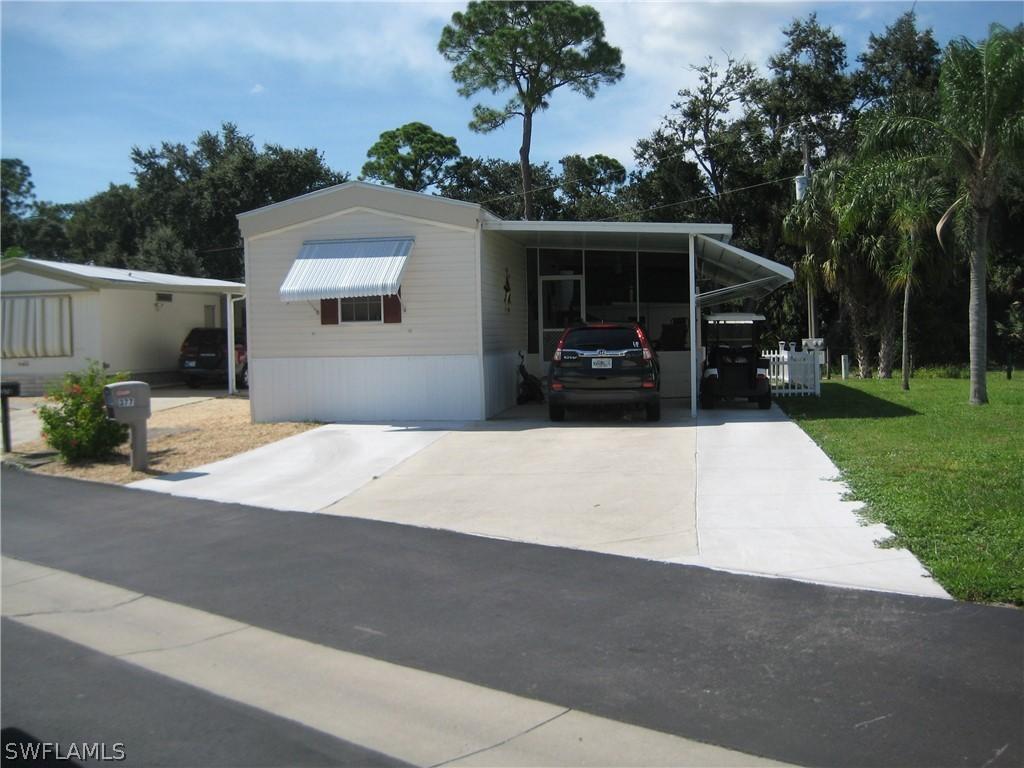 377 Santa Fe Tr., Fort Myers, FL 33917