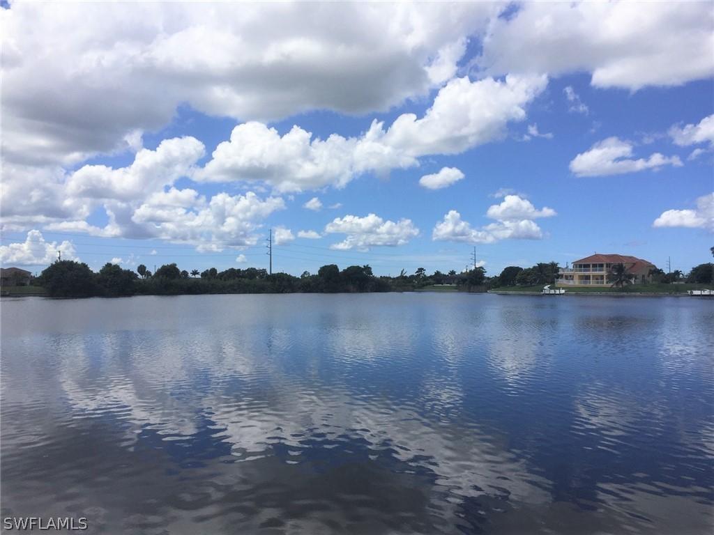 1728 NW 9th St., Cape Coral, FL 33993