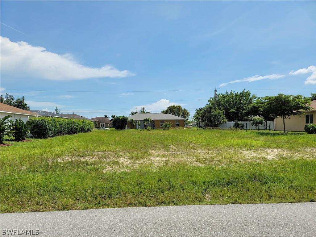 212 SW 21st St., Cape Coral, FL 33991