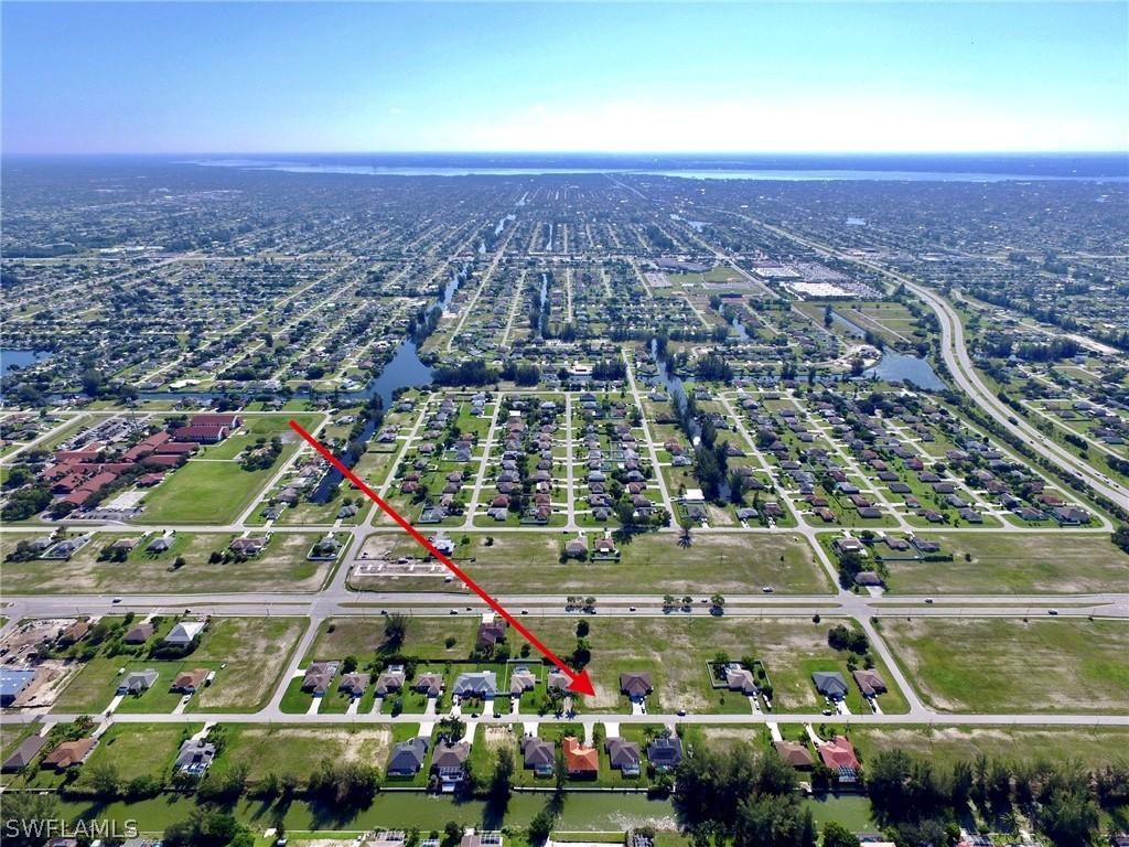 2135 SW 8th Pl., Cape Coral, FL 33991