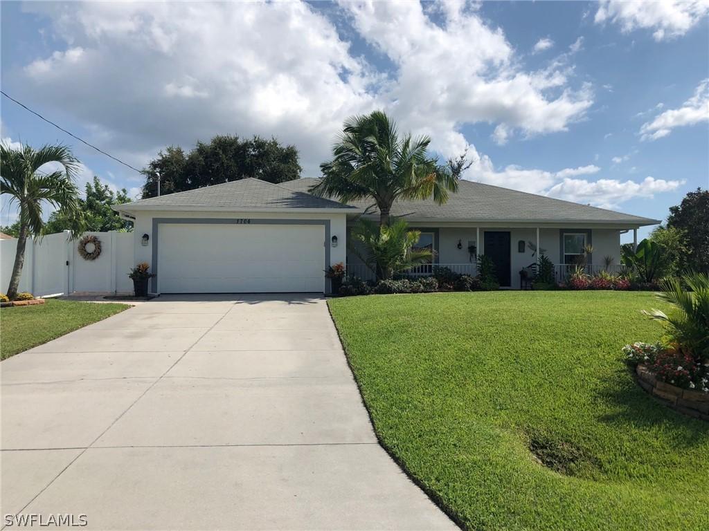 1704 NW 13th Ter., Cape Coral, FL 33993
