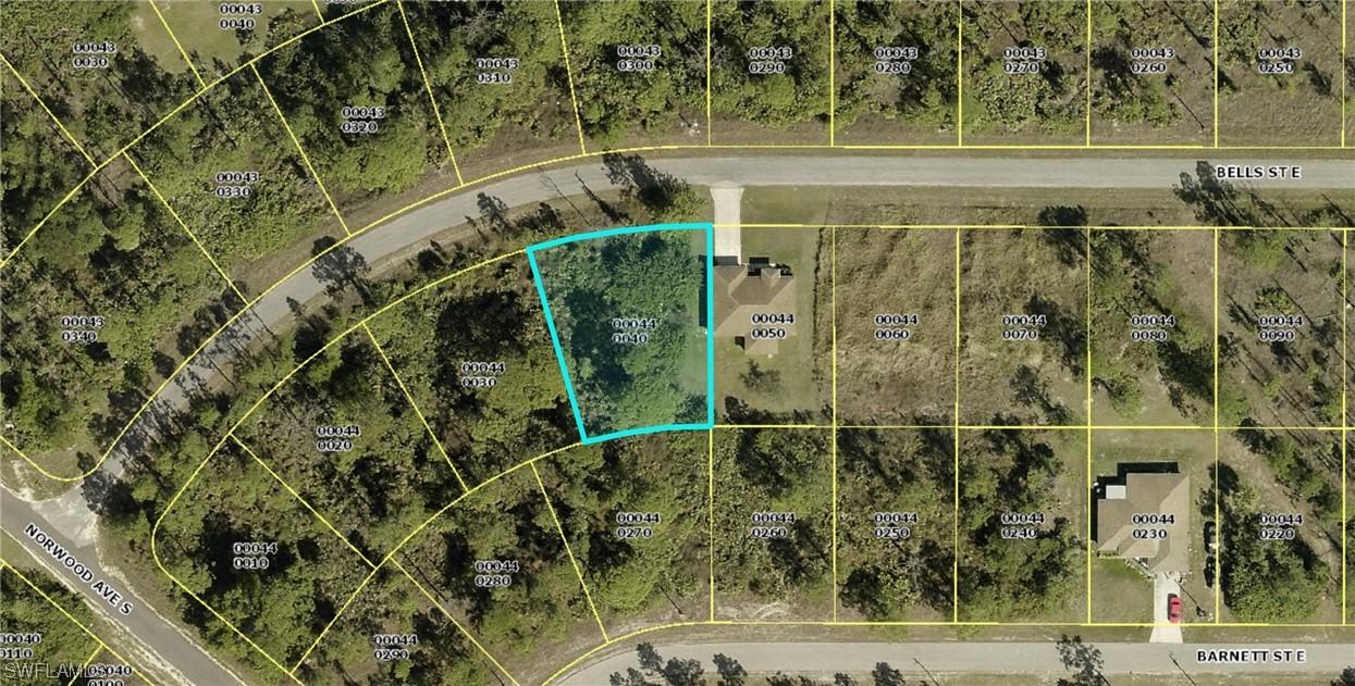 1036 Bells St., Lehigh Acres, FL 33974