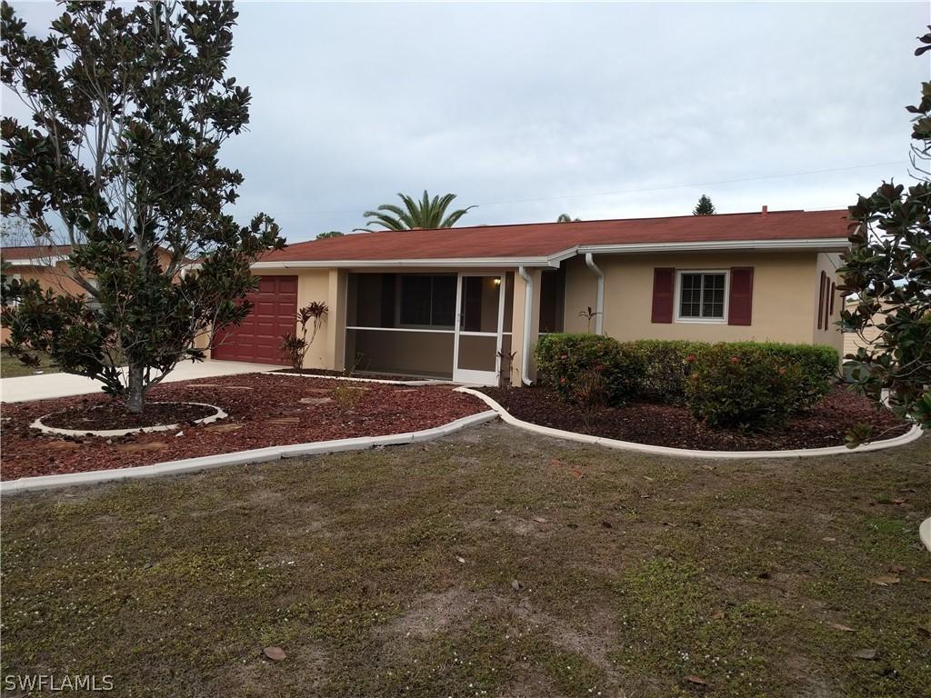 1125 Gifford Ave., Lehigh Acres, FL 33936