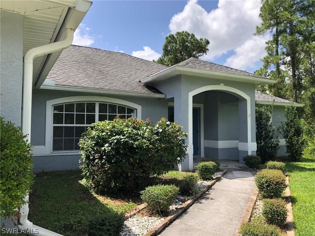 1140 Rahway St., Lehigh Acres, FL 33974