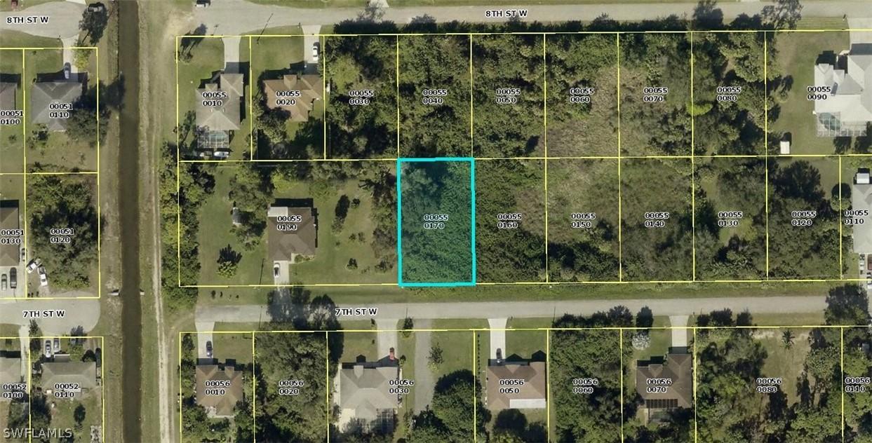 2712 7th St., Lehigh Acres, FL 33976