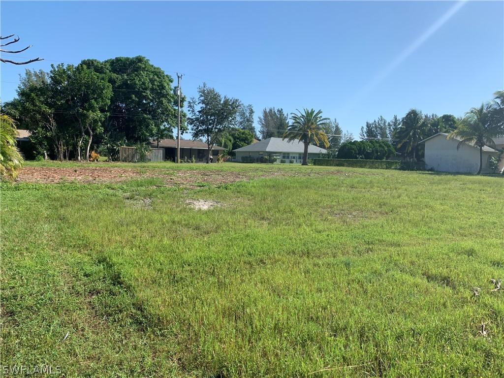 153 SE 22nd St., Cape Coral, FL 33990