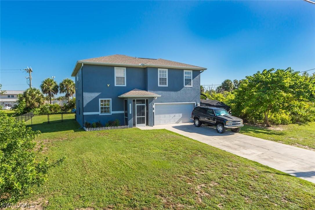 1337 NW 4th St., Cape Coral, FL 33993