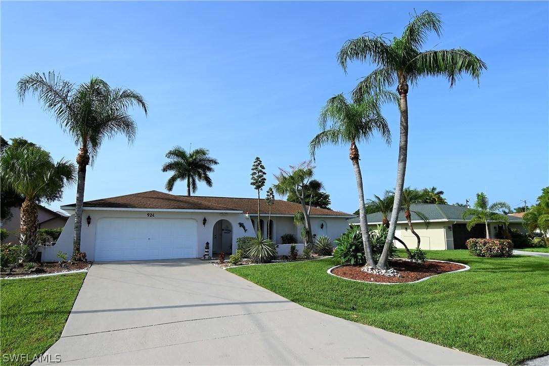 924 SW 52nd St., Cape Coral, FL 33914