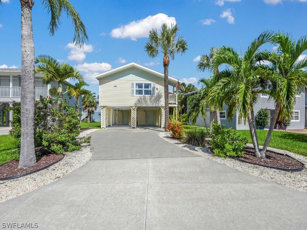 145 Hercules Dr., Fort Myers Beach, FL 33931