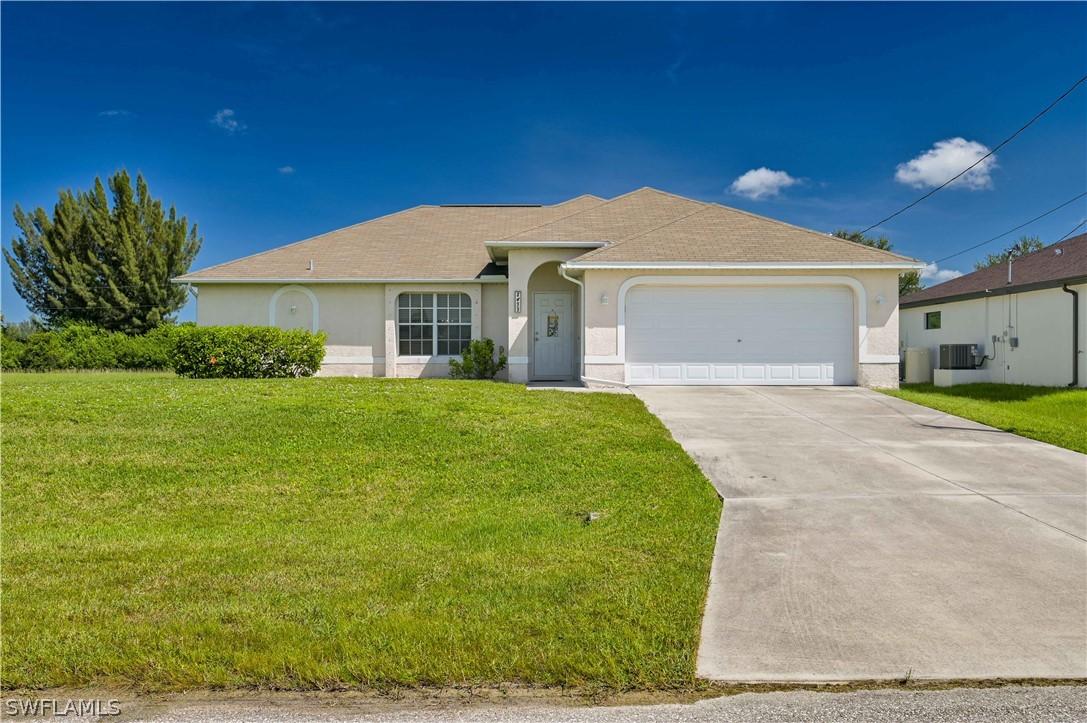 2433 NW 8th Ter., Cape Coral, FL 33993