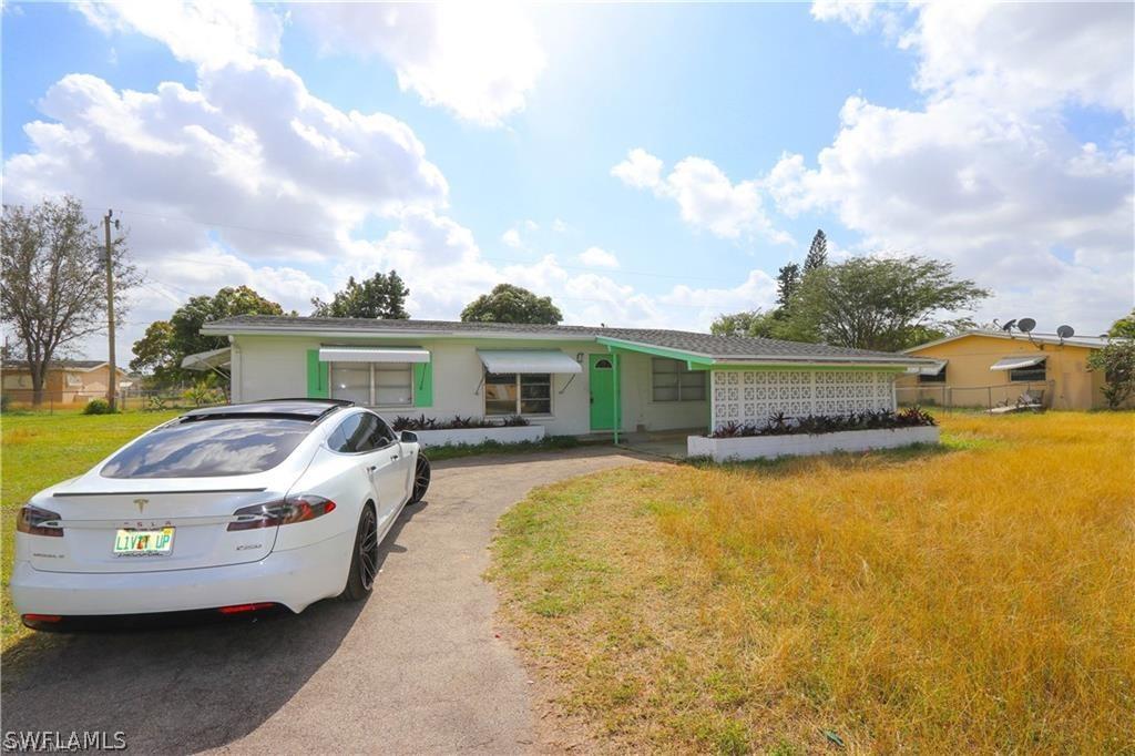 406 Penn Rd., Lehigh Acres, FL 33936