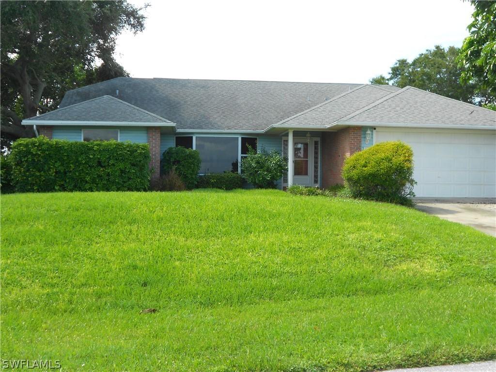 224 SE 2nd Pl., Cape Coral, FL 33990