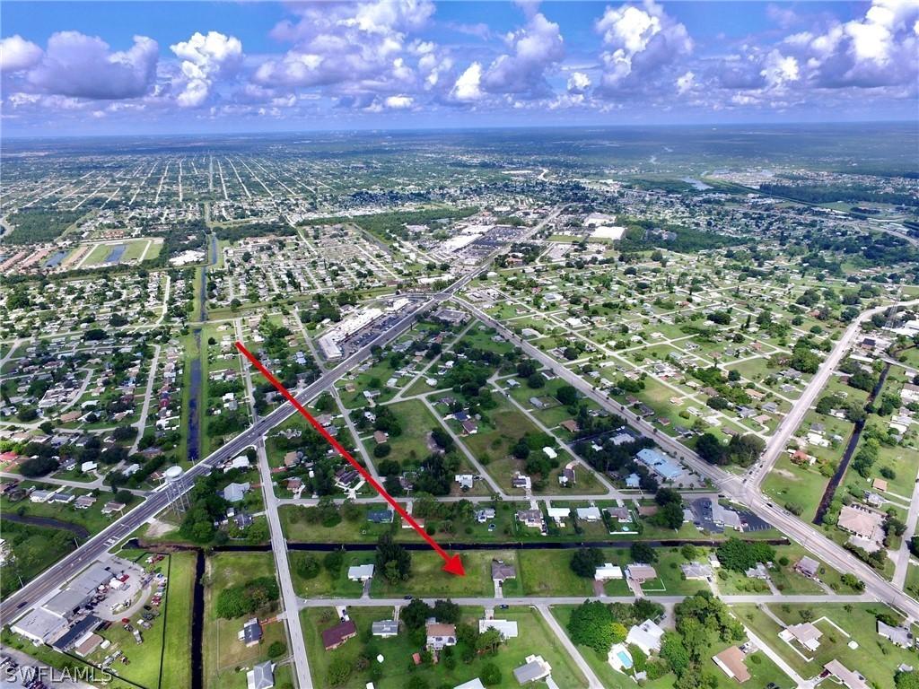 11 Connecticut Rd., Lehigh Acres, FL 33936