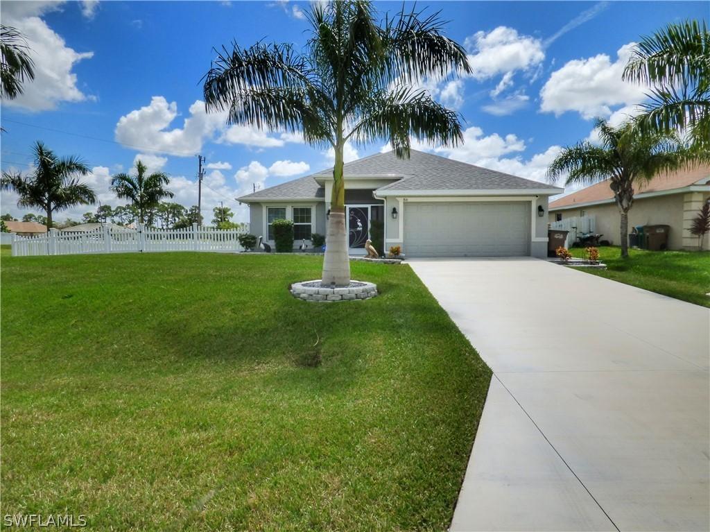 816 NE 32nd Ter., Cape Coral, FL 33909