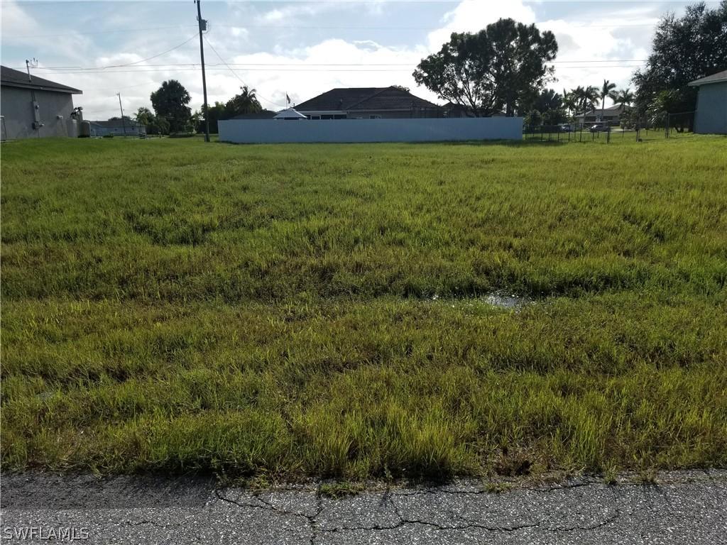 1107 NW 7th Pl., Cape Coral, FL 33993