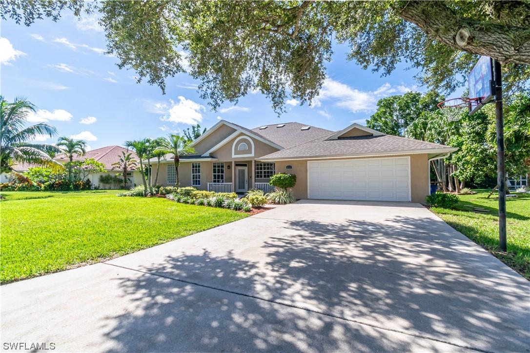 6715 Willow Lake Cir., Fort Myers, FL 33966