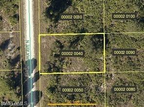 6004 Laura Ave., Lehigh Acres, FL 33971