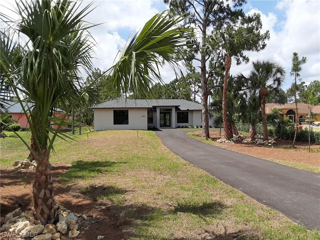 2822 8th Ave., Naples, FL 34117