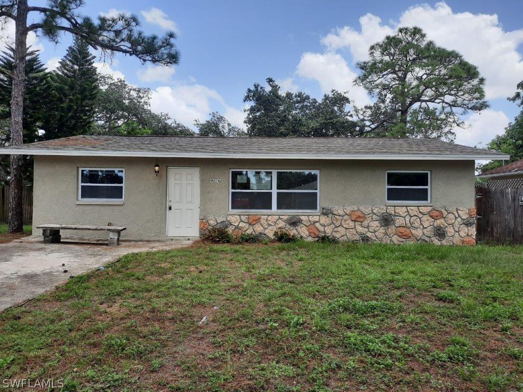 9026 Somerset Ln., Bonita Springs, FL 34135