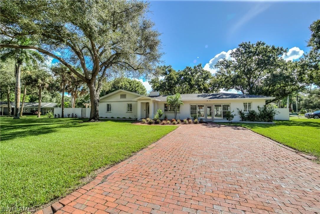 11 W Braman Ct., Fort Myers, FL 33901