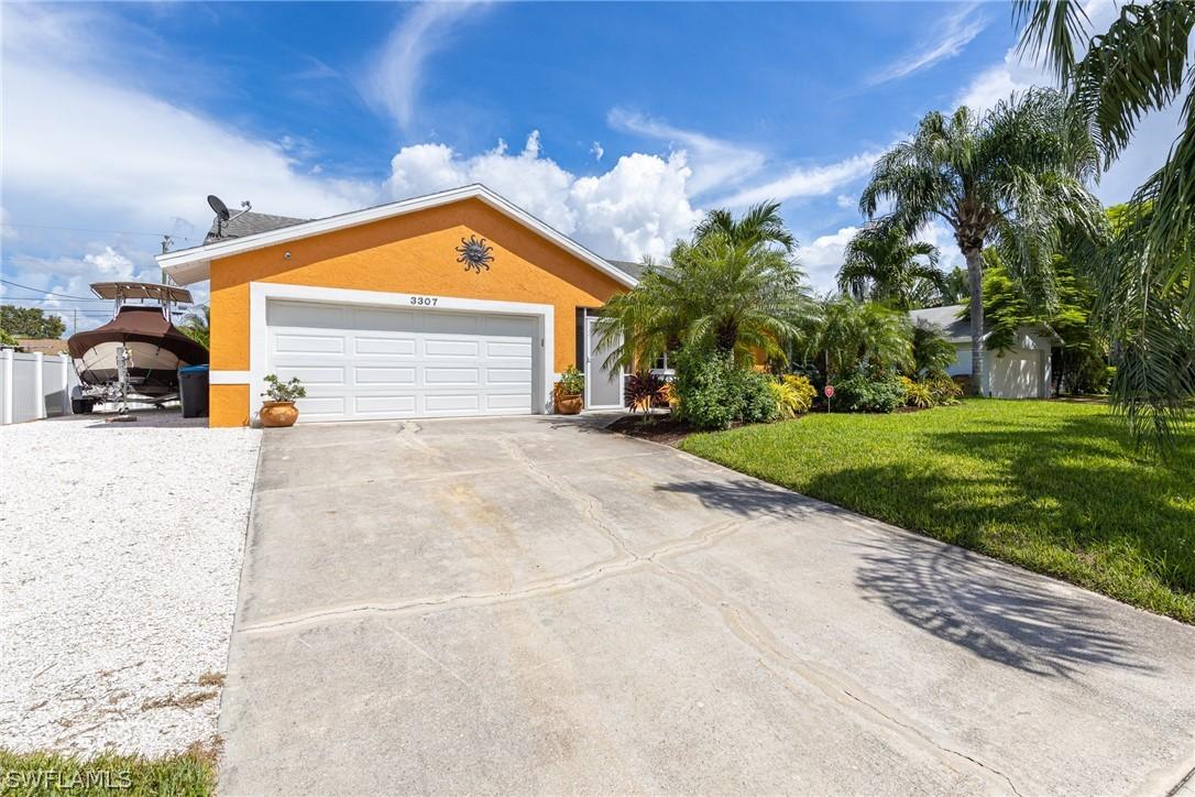 3307 SW 1st Pl., Cape Coral, FL 33914