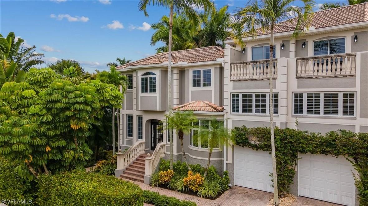 991 8th St. #1, Naples, FL 34102